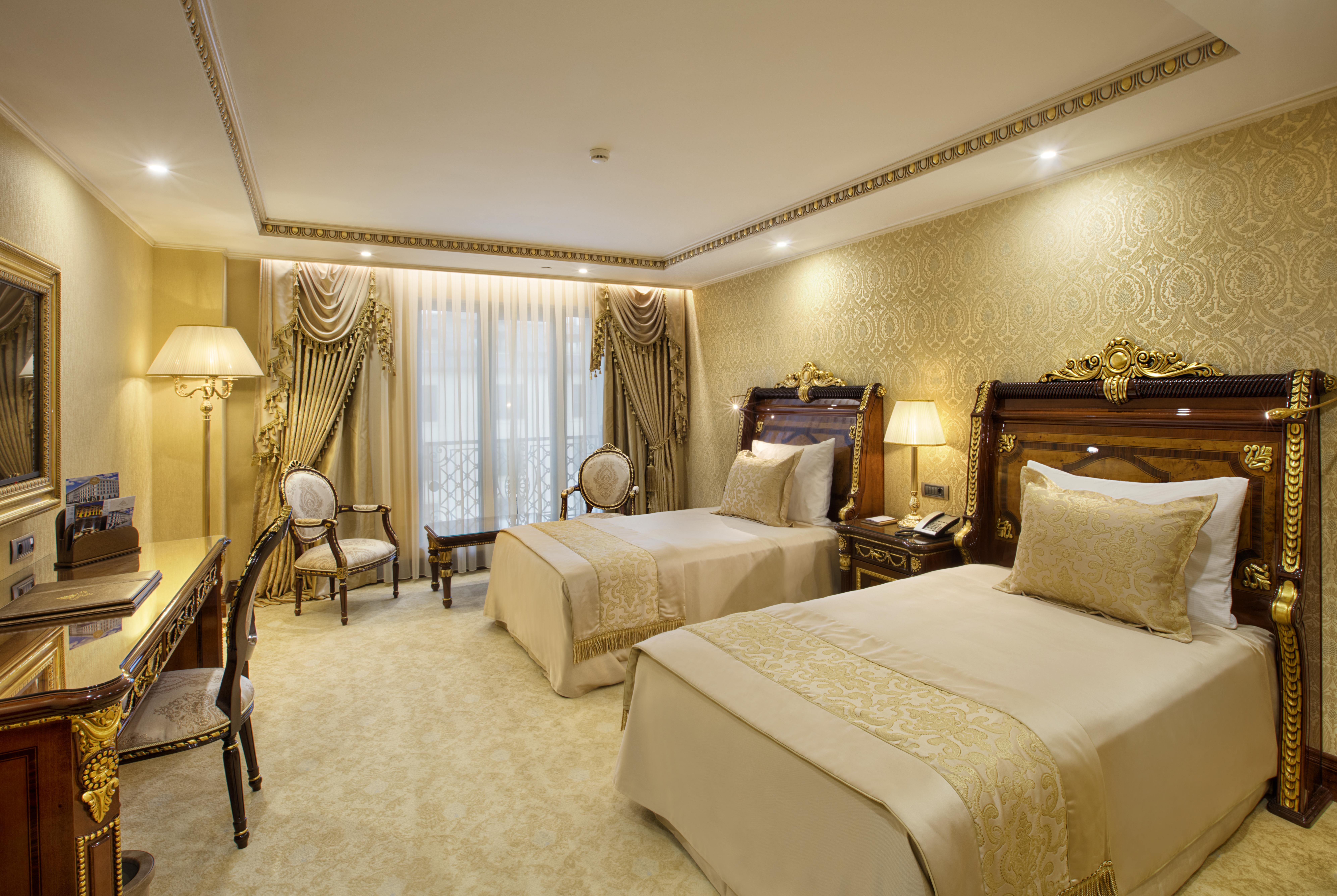 Ottoman'S Life Hotel Deluxe Istambul Exterior foto A room at the Four Seasons Hotel