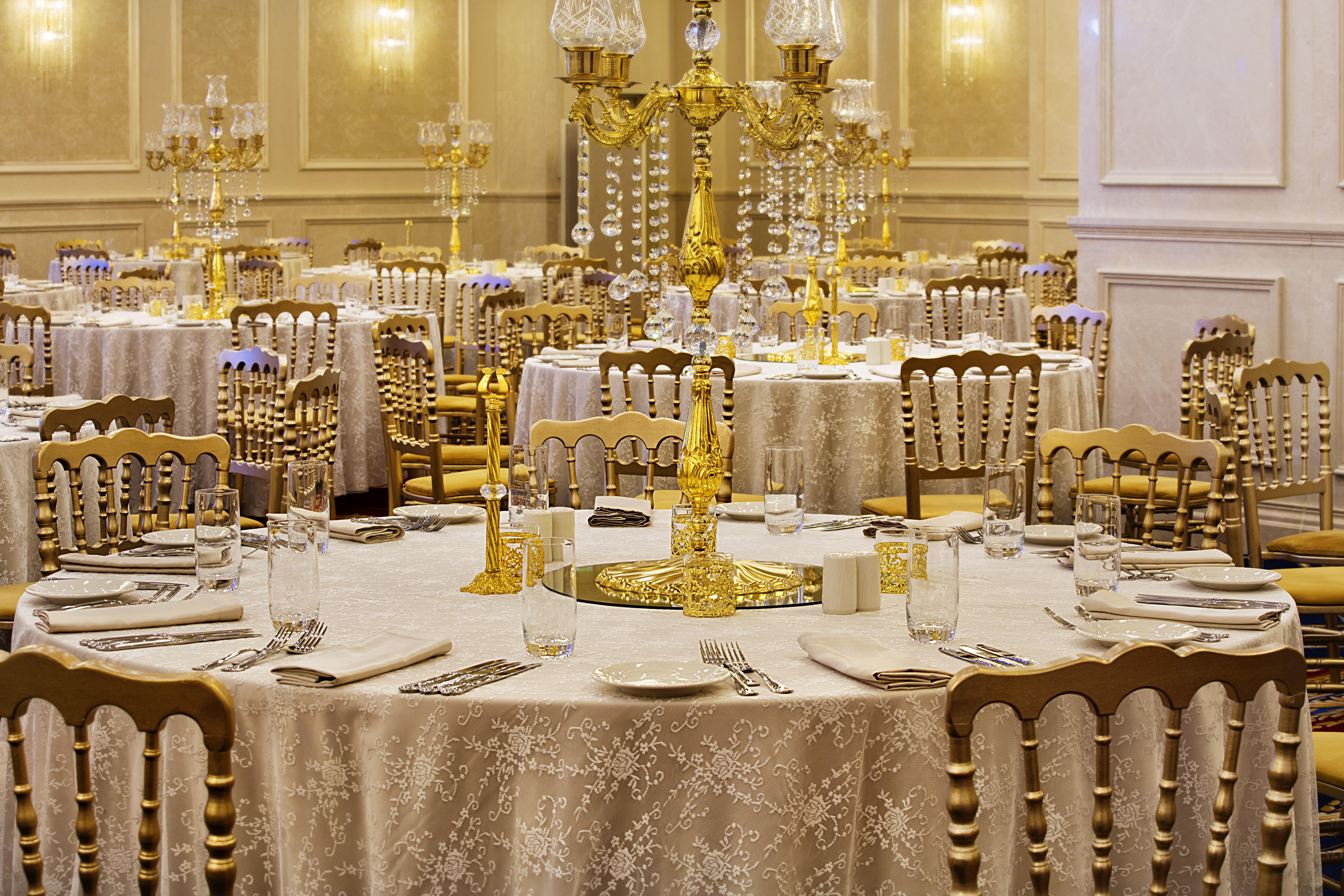 Ottoman'S Life Hotel Deluxe Istambul Exterior foto A table set for a formal dinner